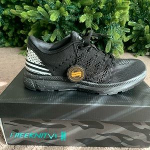 Freedom Industries freeknit shoes size 7.5/9